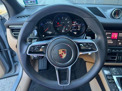 Certified 2019 Porsche Macan image 25