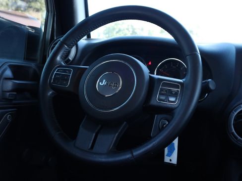 Used 2015 Jeep Wrangler Unlimited Sport w/ Connectivity Group image 7