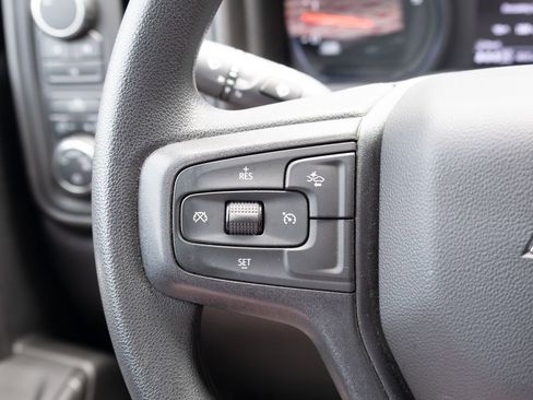 Used 2025 Chevrolet Silverado 2500 W/T AWD/4WD image 6