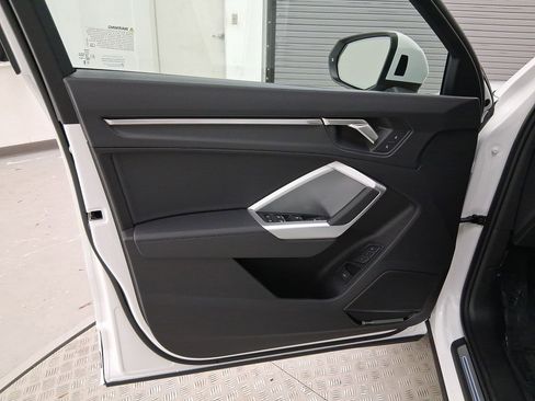 New 2025 Audi Q3 2.0T Premium image 20
