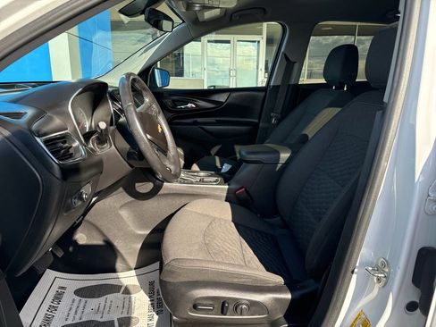 Used 2018 Chevrolet Equinox LT FWD image 15