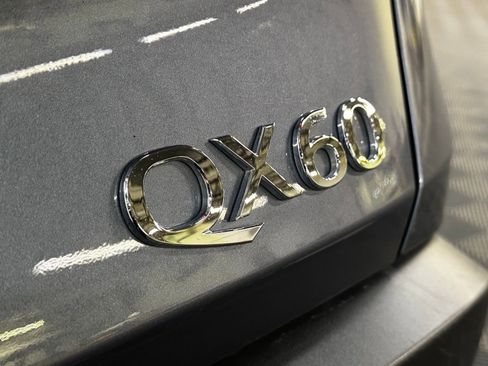 Used 2024 INFINITI QX60 Luxe AWD/4WD image 8