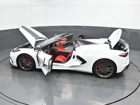 Used 2023 Chevrolet Corvette Stingray Premium Conv w/ Z51 Performance Package RWD image 53