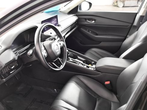 Used 2025 Honda Accord EX-L image 2