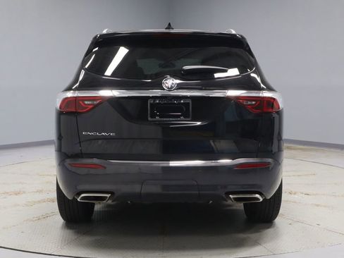 Used 2023 Buick Enclave Essence FWD image 10