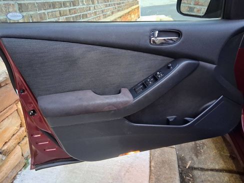 Used 2011 Nissan Altima 2.5 S w/ Convenience Pkg image 22