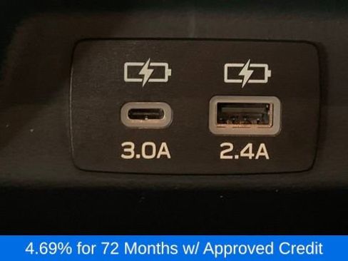 Used 2024 Subaru Crosstrek 2.0i Premium AWD/4WD image 18
