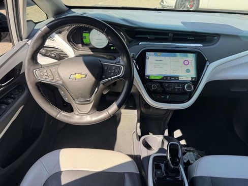 Used 2020 Chevrolet Bolt Premier w/ Infotainment Package FWD image 15