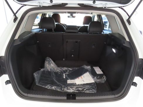 New 2026 Volkswagen Taos SE FWD image 24