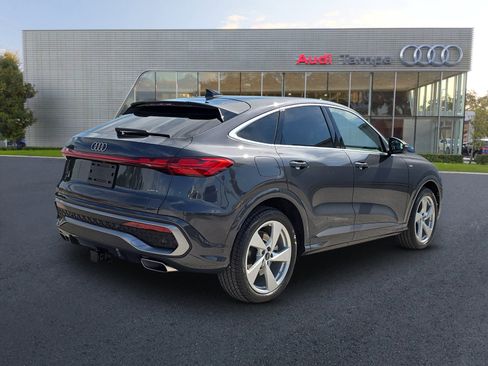 New 2025 Audi Q5 Prestige image 4