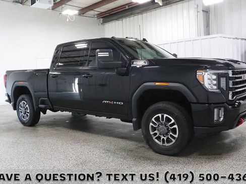 Used 2022 GMC Sierra 2500 AT4 w/ AT4 Preferred Package AWD/4WD image 1