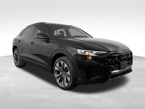 Used 2025 Audi Q8 Premium w/ Black Optic Package AWD/4WD image 6