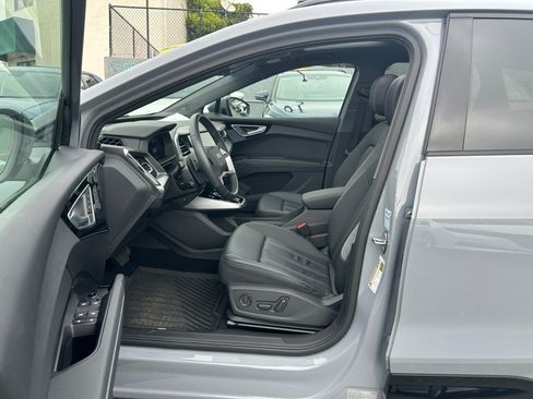 Used 2023 Audi Q4 e-tron Prestige w/ Black Optic Package AWD/4WD image 11