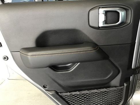 Used 2021 Jeep Wrangler Unlimited Sahara image 49