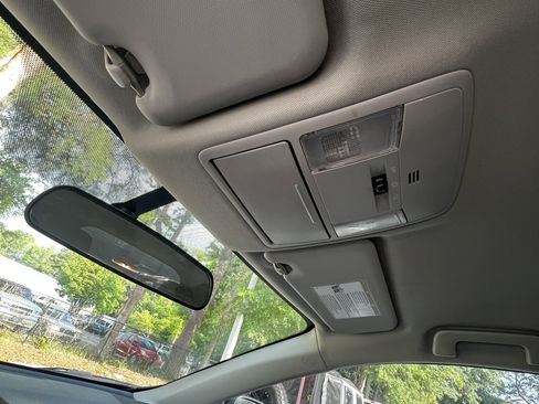 Used 2016 Toyota RAV4 LE image 26