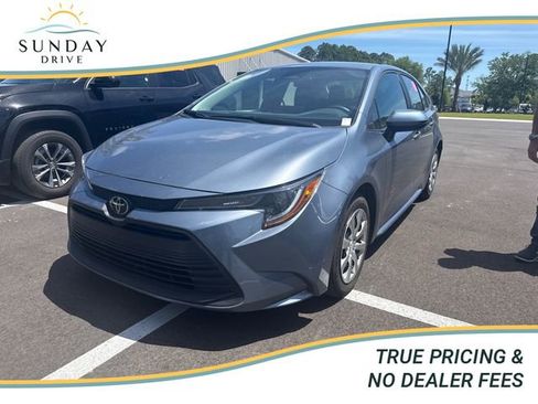 Used 2026 Toyota Corolla LE image 1