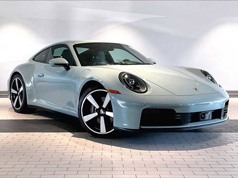 Used 2025 Porsche 911 Carrera image 12