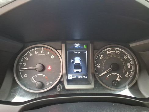 Used 2018 Toyota Tacoma TRD Pro image 15