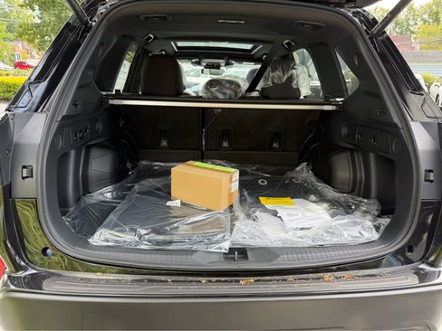 New 2026 Subaru Forester Premium image 32