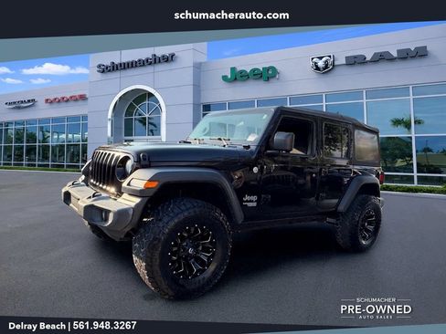Used 2020 Jeep Wrangler Unlimited Sport S AWD/4WD image 3