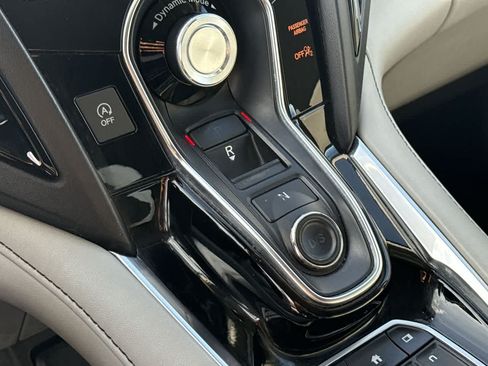 Used 2019 Acura RDX w/ Technology Package FWD image 30