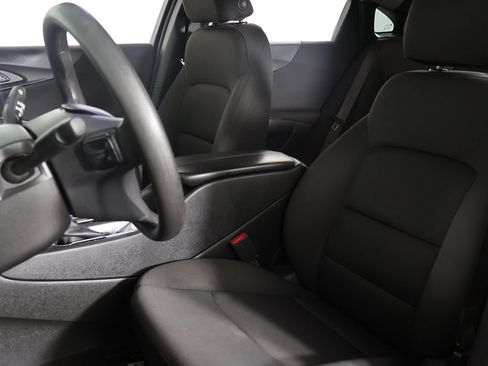 Used 2021 Chevrolet Malibu LT FWD image 25