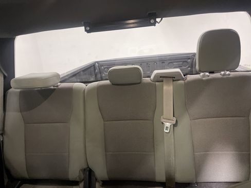 Used 2017 Ford F150 XL w/ Equipment Group 101A Mid image 11