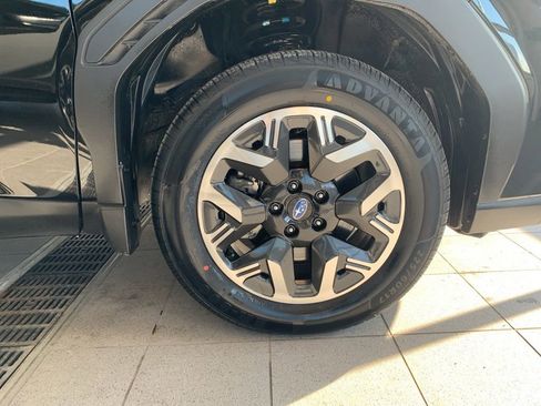 Certified 2025 Subaru Forester Premium image 26