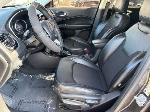 Used 2021 Jeep Compass Latitude FWD image 25