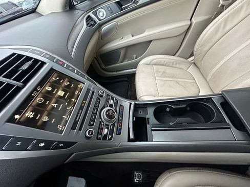 Used 2018 Lincoln MKZ Reserve w/ Luxury Package image 30