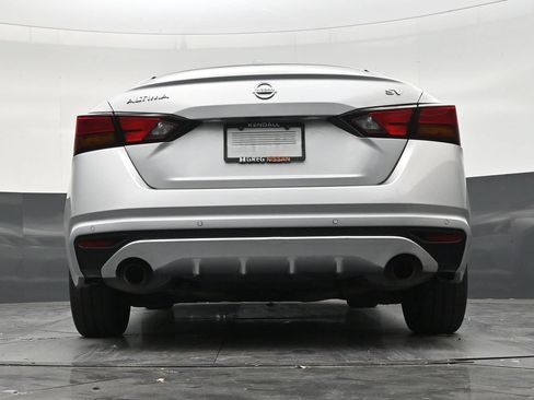 Used 2019 Nissan Altima 2.5 SV FWD image 23