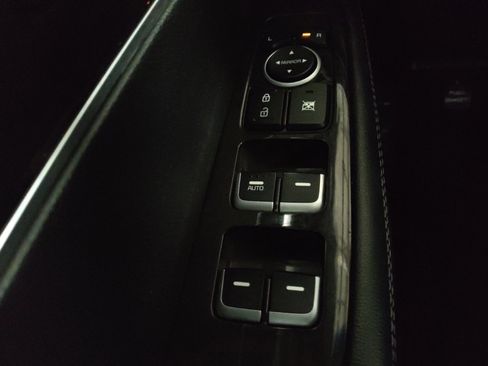 Used 2018 Kia Sorento LX image 27