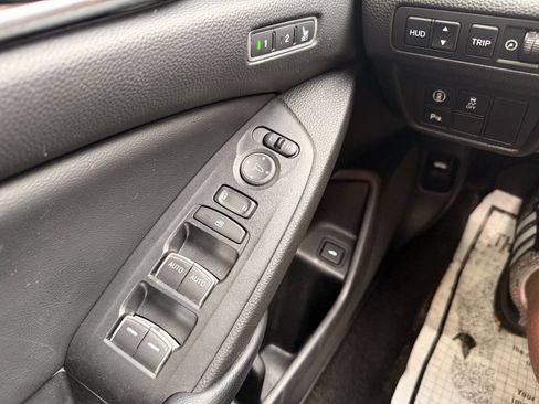 Used 2018 Honda Accord Touring image 42