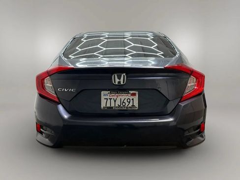 Used 2016 Honda Civic EX image 9