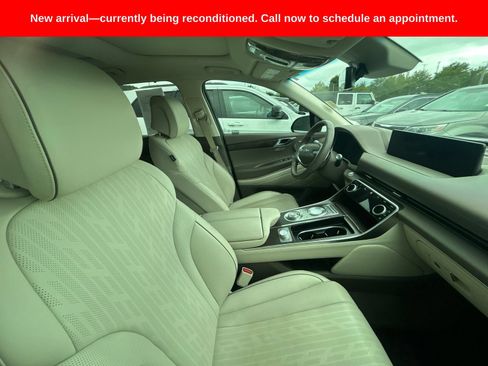 Used 2022 Genesis GV80 3.5T w/ Advanced Package 06 AWD/4WD image 10