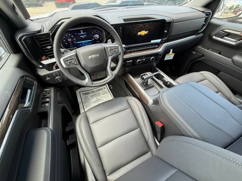 New 2026 Chevrolet Silverado 1500 LT Trail Boss w/ Convenience Package II AWD/4WD image 16