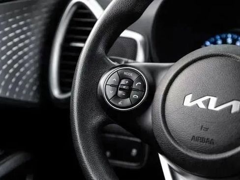 Used 2022 Kia Soul LX w/ Technology Package image 20