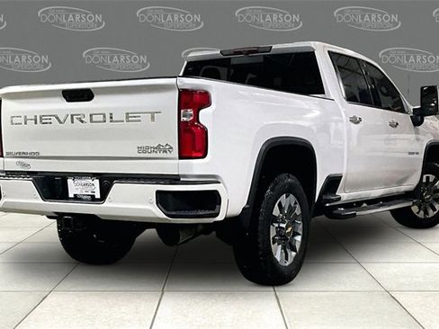 Used 2022 Chevrolet Silverado 3500 High Country image 7