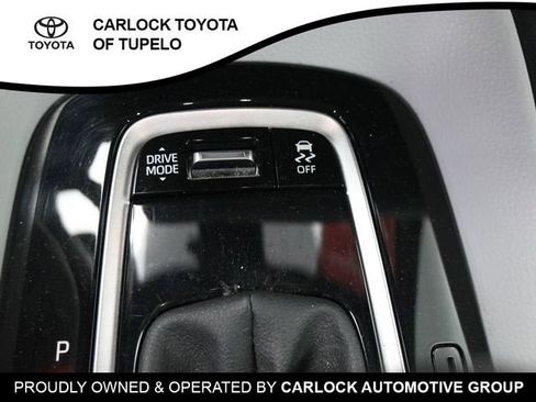 Used 2025 Toyota Corolla SE image 13