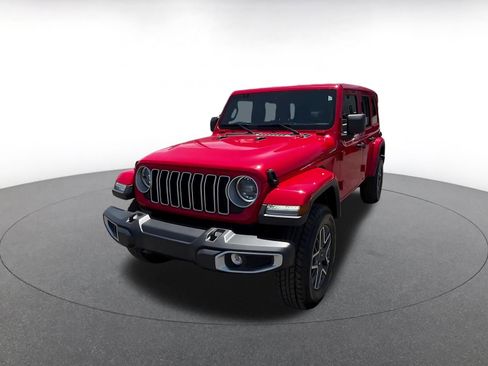Used 2025 Jeep Wrangler Unlimited Sahara AWD/4WD image 7