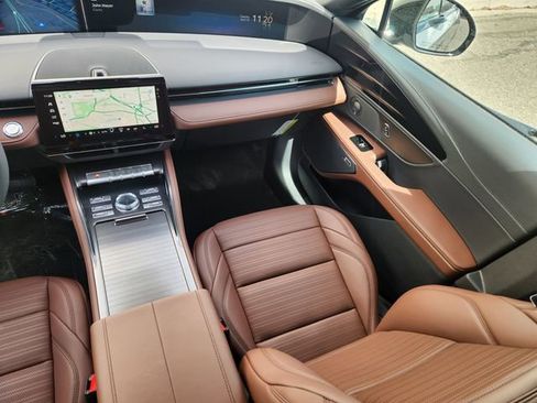 New 2026 Lincoln Nautilus Reserve w/ Jet Appearance Package image 12