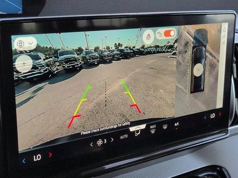 Used 2025 Ford Expedition Active RWD image 19
