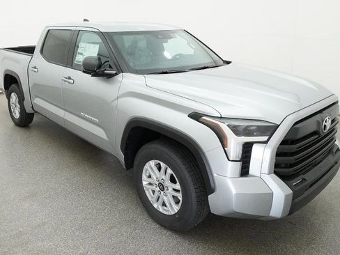 New 2026 Toyota Tundra SR5 RWD image 3