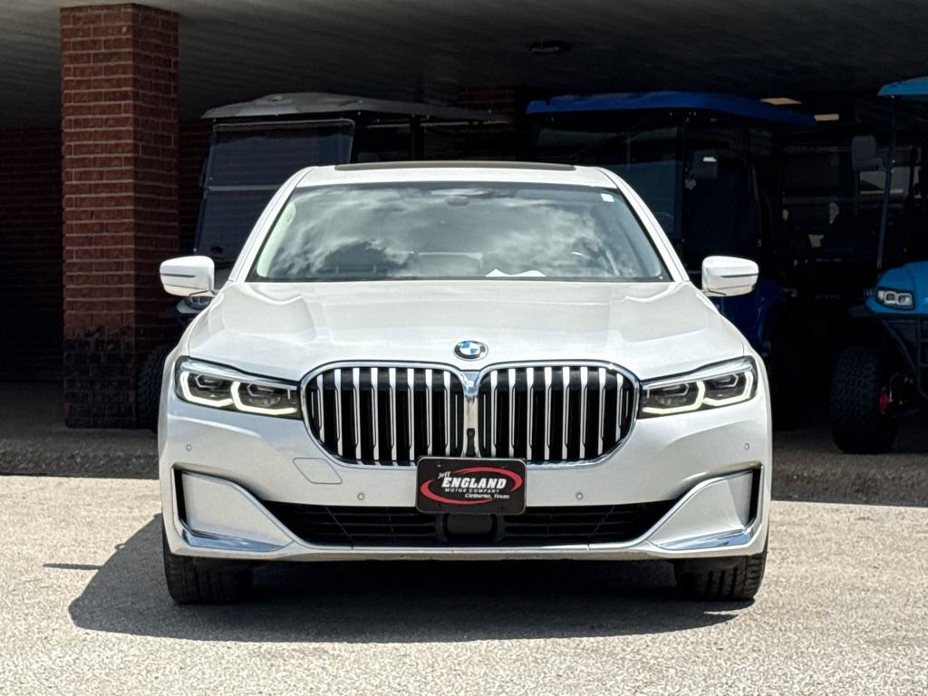 Used 2022 BMW 750i xDrive AWD/4WD image 2