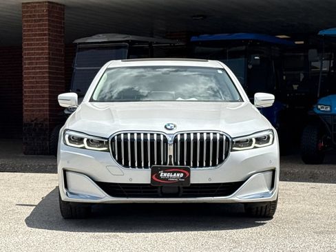 Used 2022 BMW 750Li xDrive AWD/4WD image 2