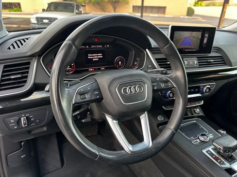 Used 2020 Audi Q5 2.0T Premium Plus w/ Premium Plus Package image 9