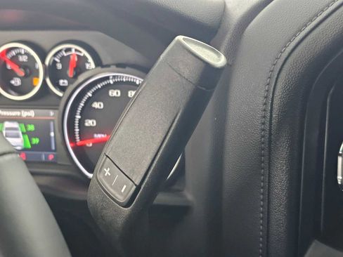 Used 2022 Chevrolet Silverado 1500 LT image 30