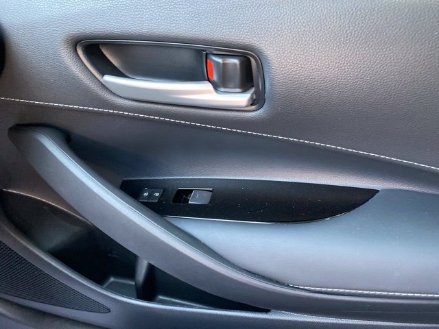 Used 2021 Toyota Corolla SE FWD image 22