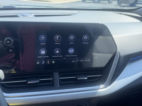 New 2026 Chevrolet Trax LS w/ LS Convenience Package FWD image 21