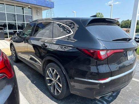 Used 2023 Acura MDX SH-AWD w/ Technology Package image 3